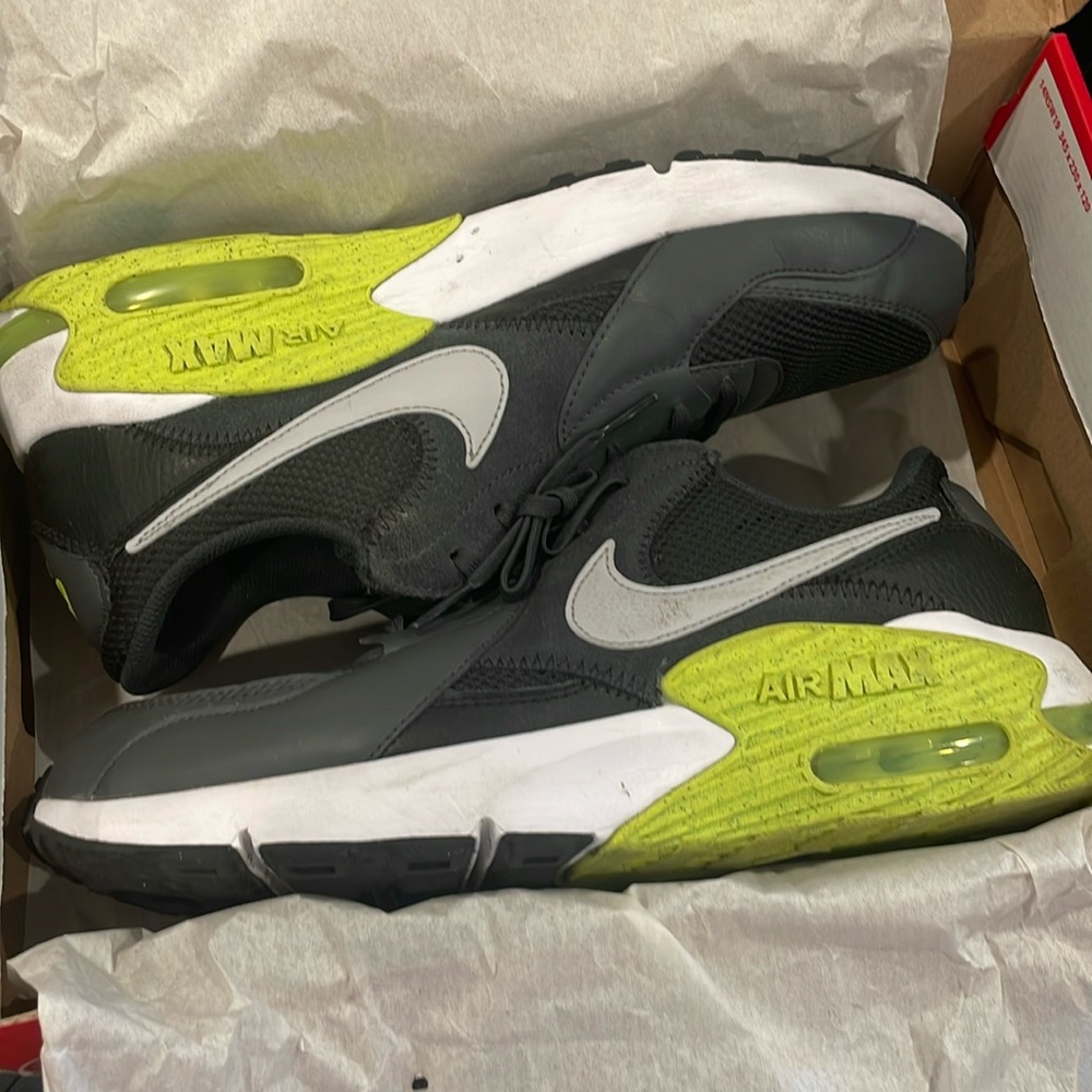 Air Max Excee 'Dark Smoke Grey Volt'